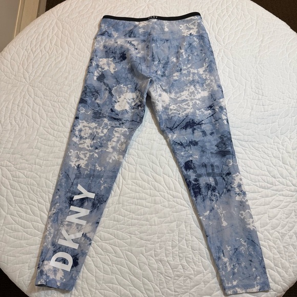 DKNY Womens Cosmos Blue Tie Dye Print 7/8 Length Leggings medium - Picture 5 of 10